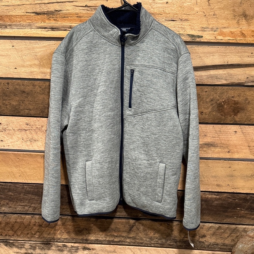 Izod Men's Gray Zip-Up Sweater